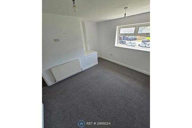 Livale Court, Bettws, Newport photo 5