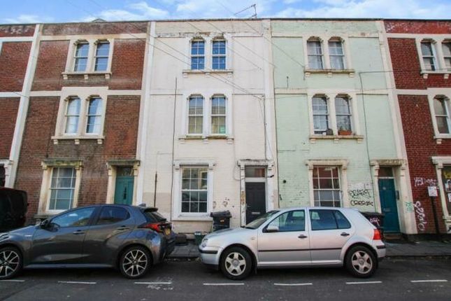 Thumbnail Flat to rent in Bath Buildings, Bristol