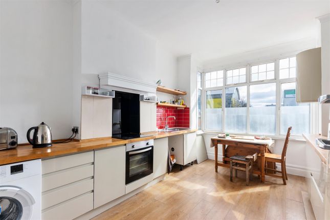 Thumbnail Flat for sale in Gilbert Close, Morden Road, London
