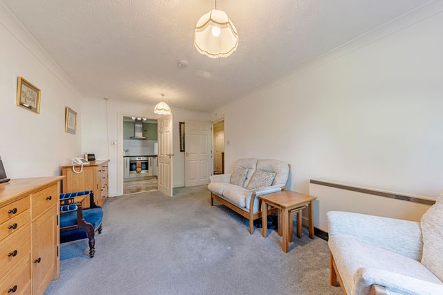 114 William Gibbs Court Orchard Place, Faversham photo 5