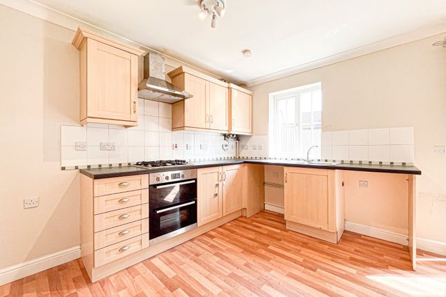 7, Ladymead Close, Northamptonshire photo 2