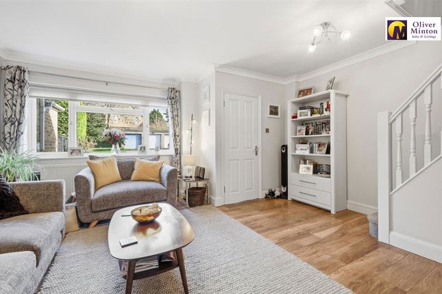 83, Fairfield, Buntingford photo 2