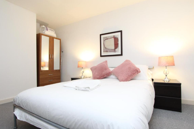 Flat to rent in The Sphere, Hallsville Road, London