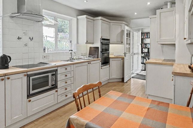 Westport, Pinewood Road, High Wycombe photo 2