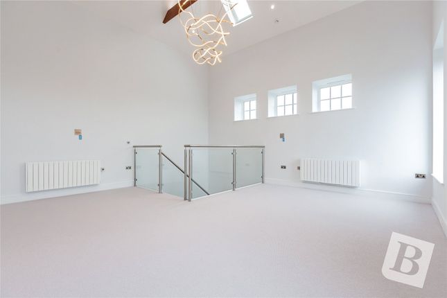 Detached house for sale in Pine Court, Great Warley, Brentwood, Essex