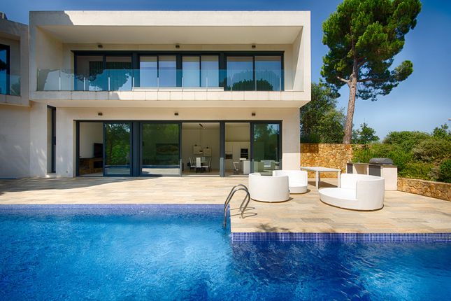 Villa for sale in Girona Catalunya Golf Pga, Costa Brava, Catalonia