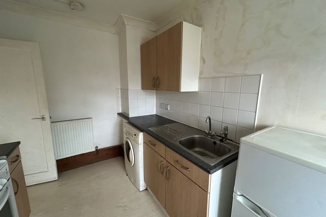110, Dayton Road, Hull photo 4