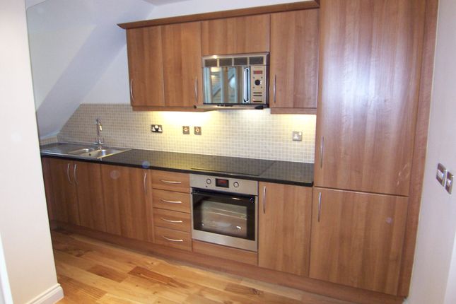 Apt 20, Durham photo 4