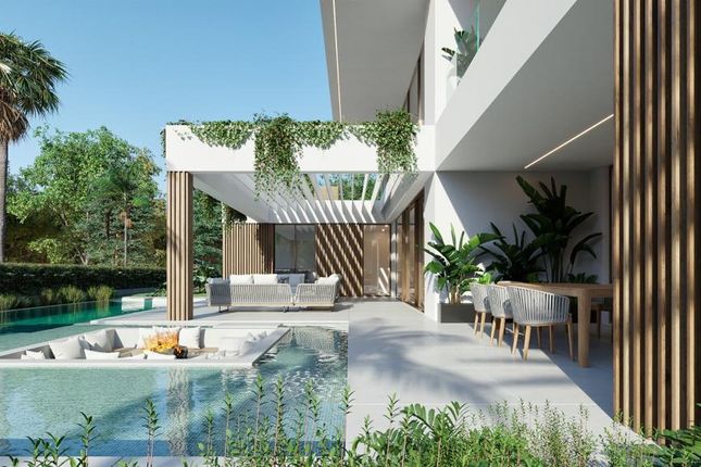 Villa for sale in R. Codornizes, 2750 Cascais, Portugal