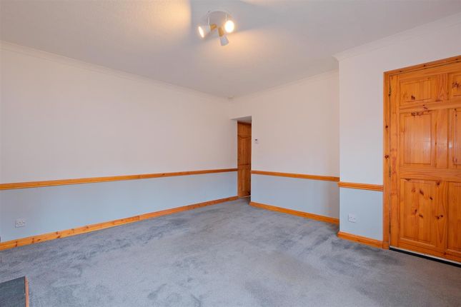 72, Kirkton Avenue, Blantyre photo 4