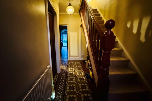 32, Oxford Road, Peterborough photo 5