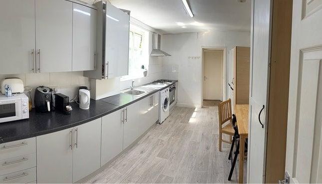 9e, Buxton Road, London photo 2