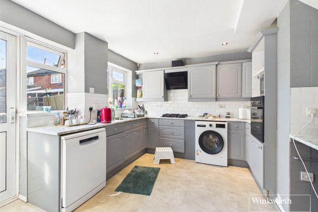 14, Easington Drive, Reading photo 3