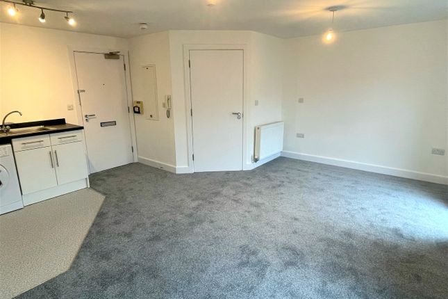 38 Castlemoat Place, Corporation Street, Taunton photo 4