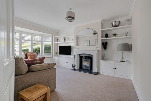 Ouaine Cottage The Drive, Leatherhead photo 3