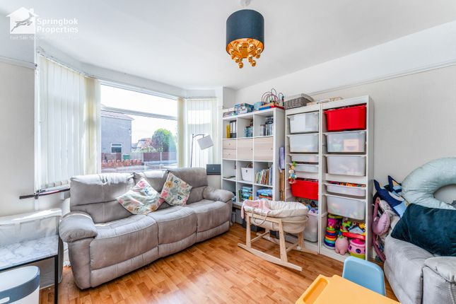 48, Weaver Avenue, Rhyl photo 4