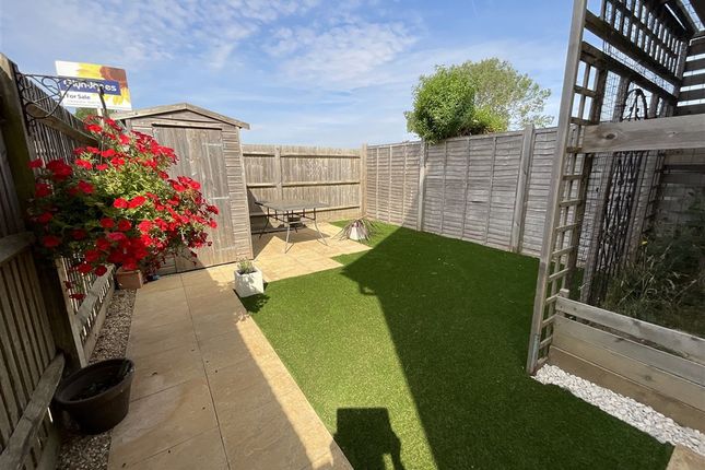 2-bed terraced on Neal Crescent, Littlehampton, £300,000