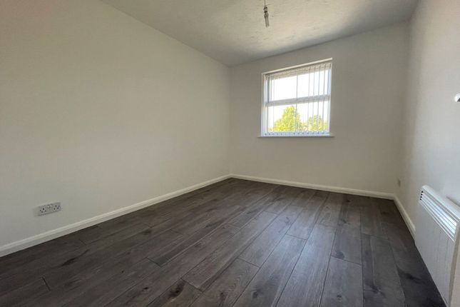 Botham Drive, Berks photo 5