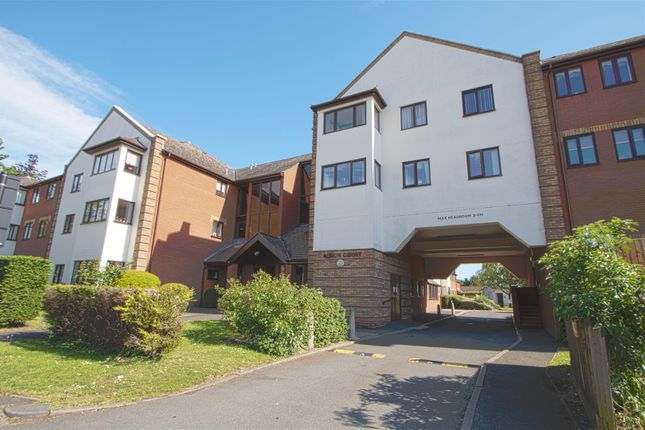 29, Albion Court, Billericay photo 2
