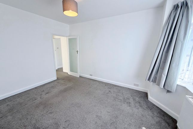 3 Pentland Avenue, Chelmsford photo 4