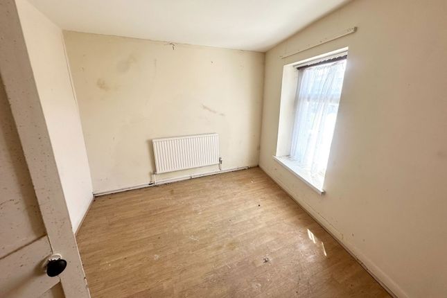 53, Hunter Street, Neath photo 3