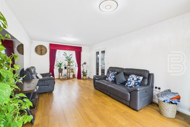 69, Aspen Road, Rugby photo 3