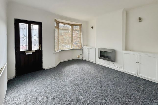 19, Poplar Road, Kidderminster photo 2