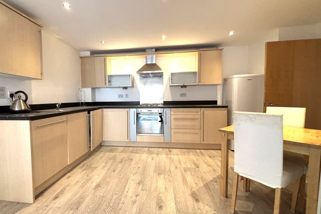 11 Platt House, 5 Elmira Way, Salford Quays photo 4