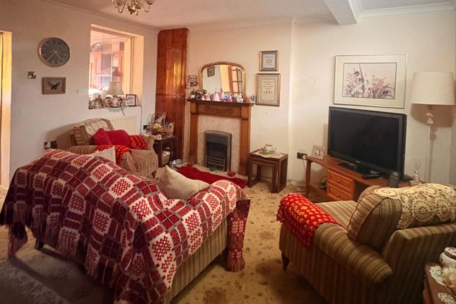 59, High Street, Carmarthenshire photo 4