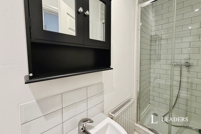 Room 2, 58, South Street, Cheshire photo 2