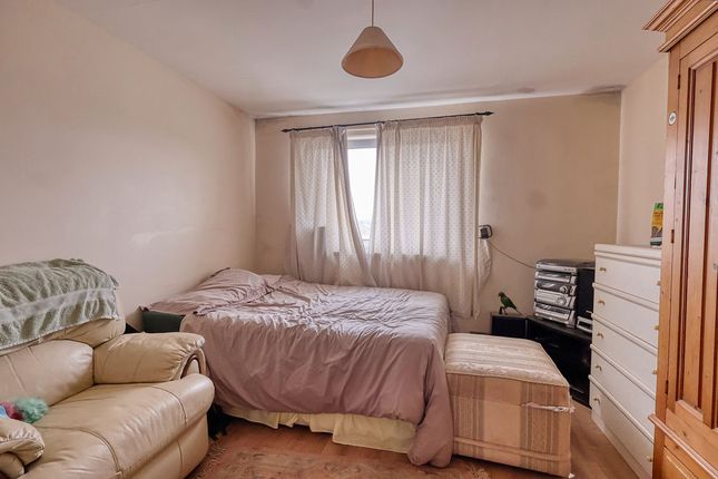 42, Kensington Road, Scunthorpe photo 4