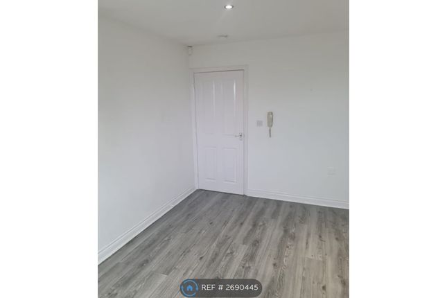 Bakery Court, Ashton-Under-Lyne photo 4
