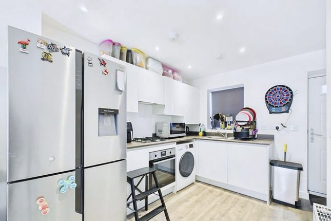 9, Saxelbye Avenue, Derby photo 2