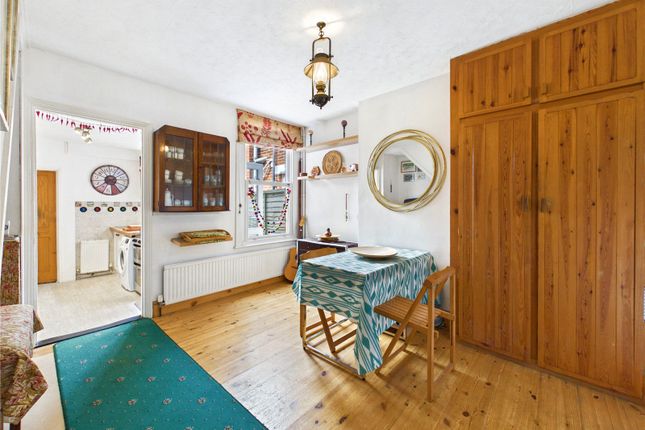 55, Wickham Road, Essex photo 3