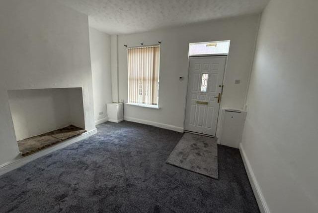 17, Egerton Street, Ashton-Under-Lyne photo 4
