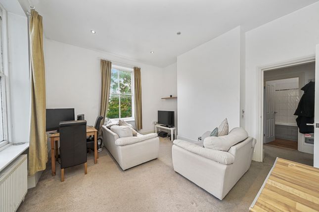 Flat for sale in Pelham Lodge, Grove Crescent, Kingston Upon Thames