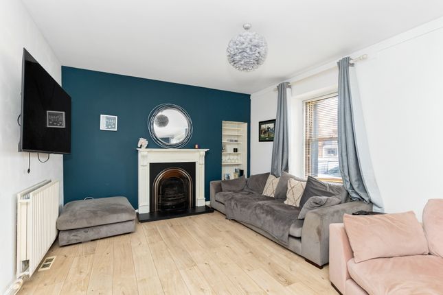 128, Church Street, TRANENT photo 3