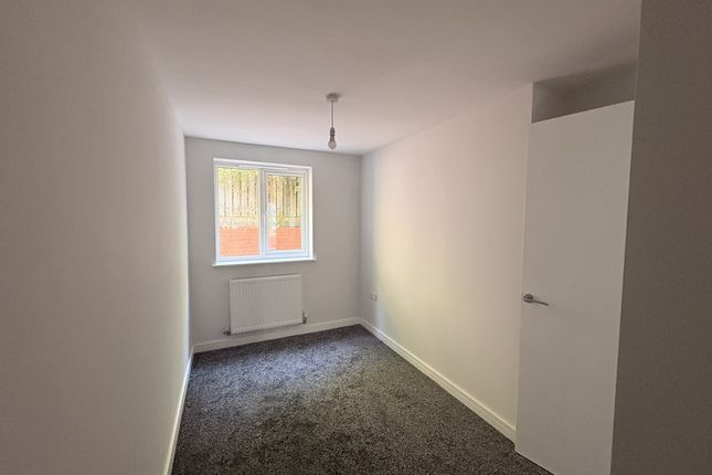 Apt 1 Victoria Court, Neville St, Platt Bridge photo 5
