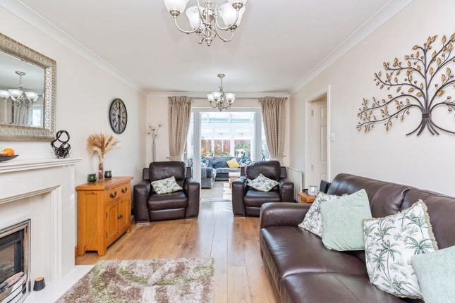 35, Trench Close, Telford photo 4