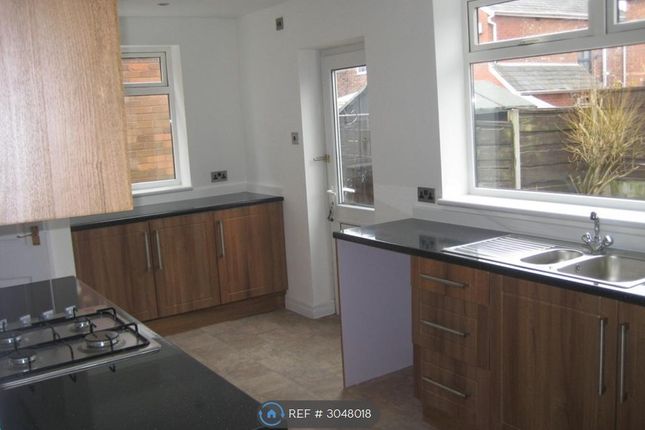 Scott Road, Droylsden photo 4