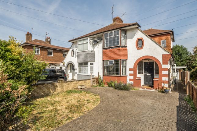 38, Brockenhurst Avenue, Worcester Park photo 4