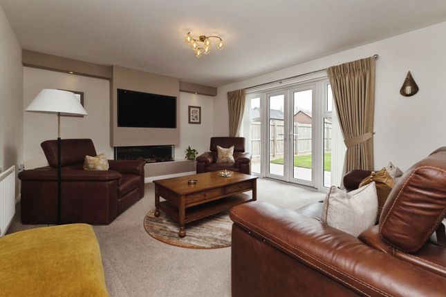 10, Urlay Mews, Yarm photo 3