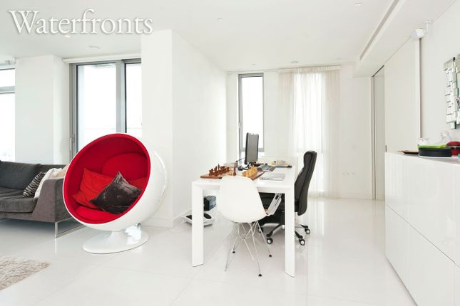 Flat 4103, 3, Pan Peninsula Square, London photo 5