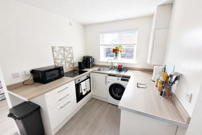 28, Dickens Way, Crook photo 4