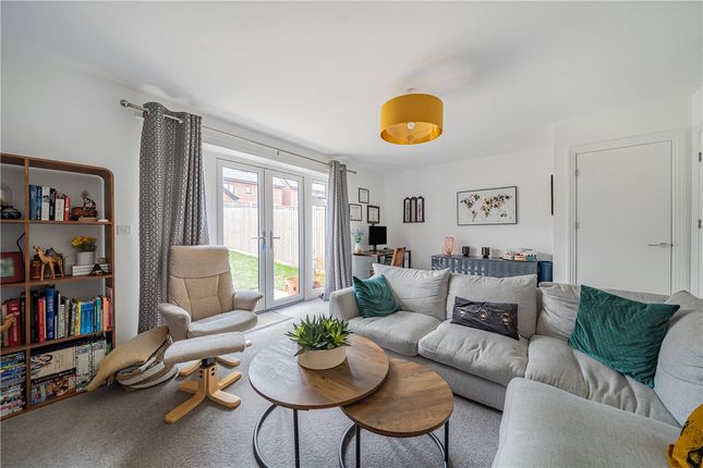 3, Fearnley Close, Milton Keynes photo 4