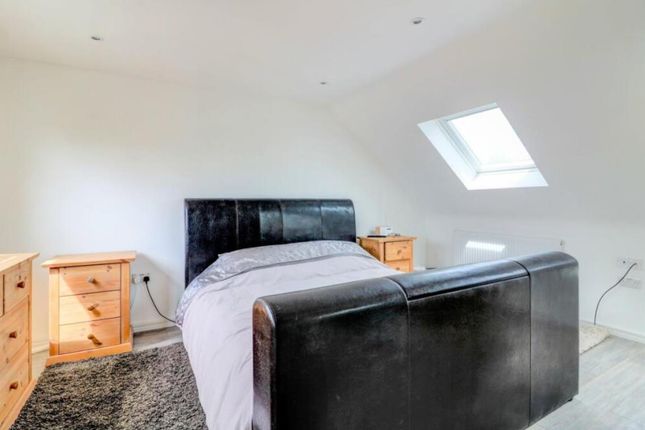 Property to rent in North Western Avenue, Watford