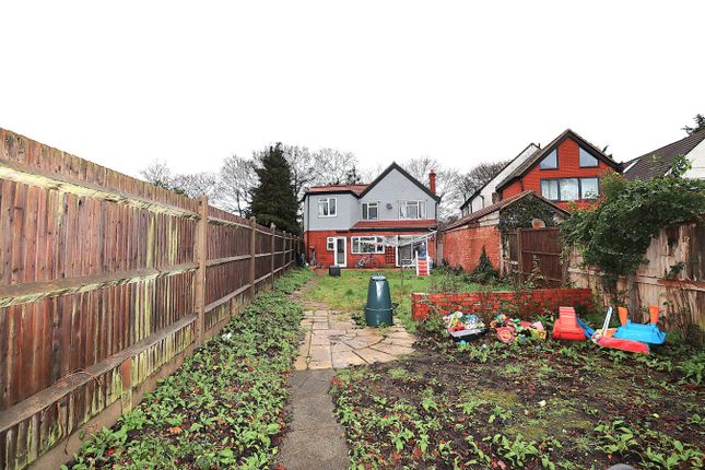 2, The Grove, Farnborough photo 3