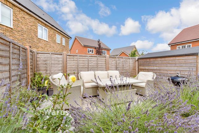 8, Butterfield Way, Canterbury photo 3