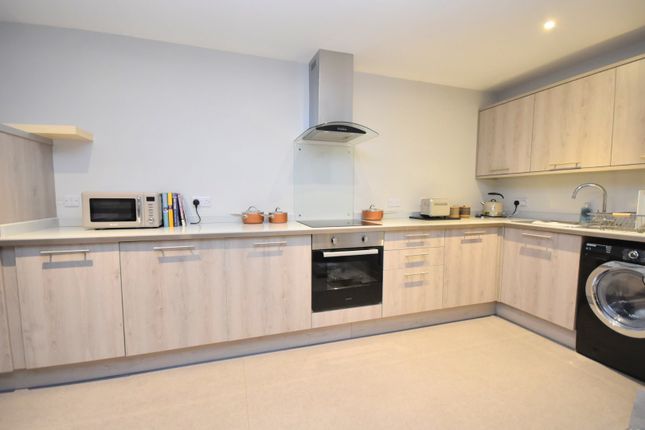 27a, Station Road, Kettering photo 5