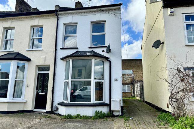 Thumbnail Semi-detached house to rent in Princes Street, Southend-On-Sea